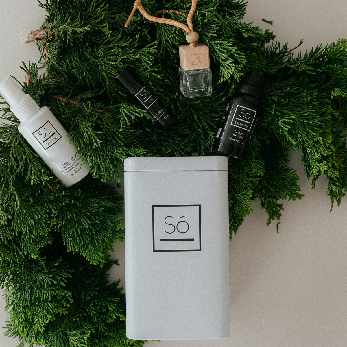 holiday mini diffuser gift tin